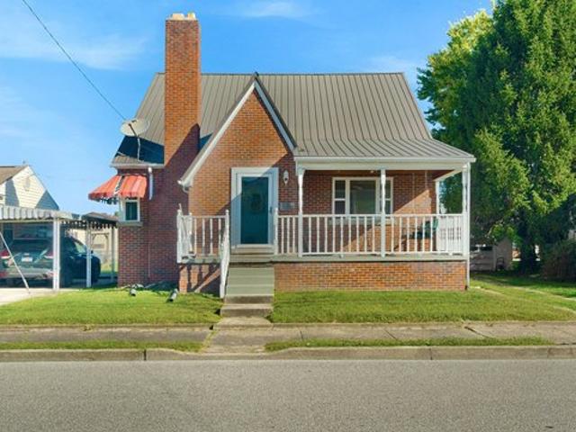 House for sale in Barboursville, Cabell County