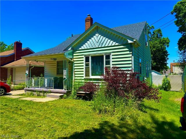 House for sale in Youngstown, Ohio