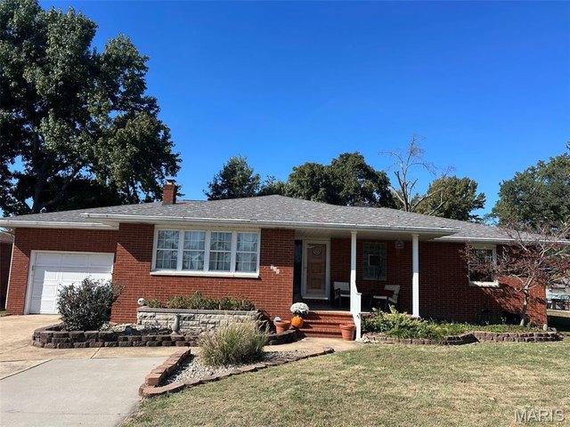 House for sale in Wood River, Madison County