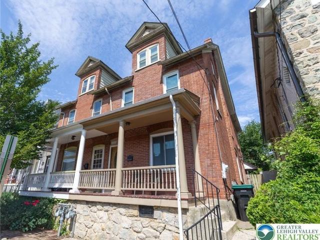 House for sale in Bethlehem, Pennsylvania