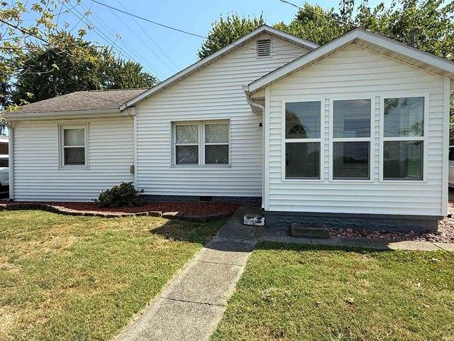 House for sale in Oakland City, Gibson County