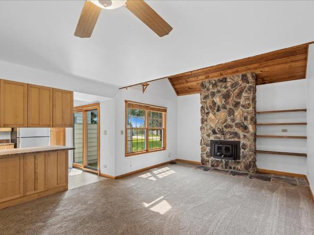 Condo for sale in Gurnee, Illinois