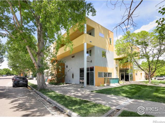 Condo for sale in Longmont, Colorado