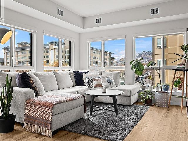 Condo for sale in Winfield, British Columbia