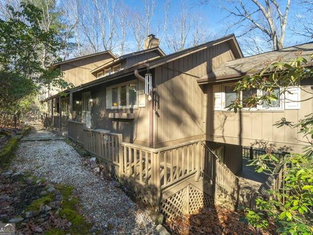 House for sale in Sautee Nacoochee, Georgia