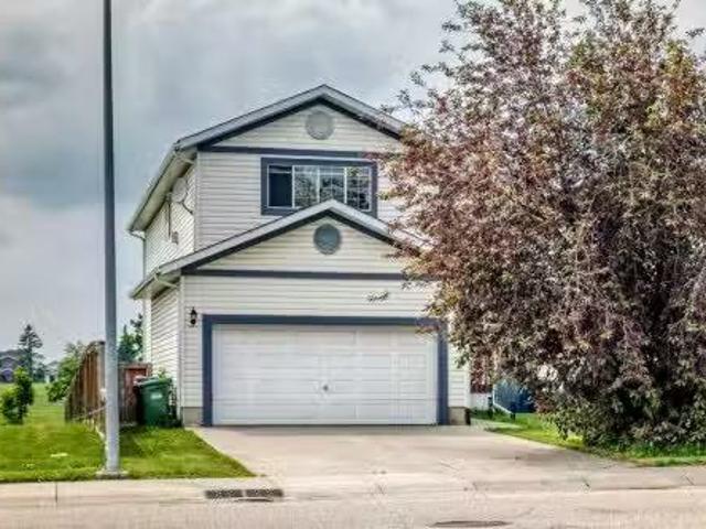 House for sale in Northwest, Alberta