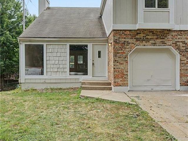 House for sale in Gladstone, Missouri