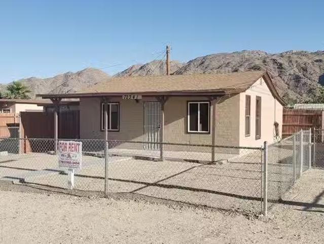 Condo for rent in Fontana