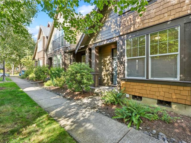 Townhouse for sale in Oregonia