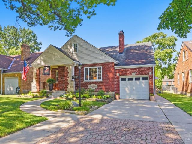 House for sale in Kenwood, Ohio