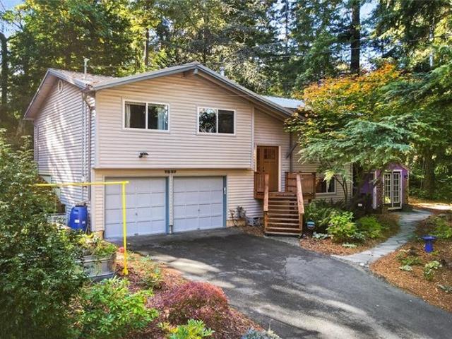 House for sale in Moorlands, Kenmore