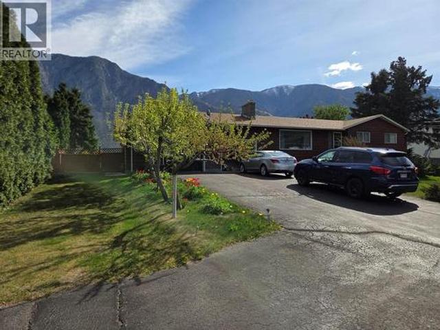 House for sale in Keremeos, British Columbia