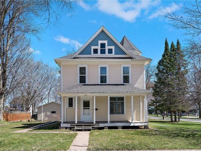 House for sale in Willmar, Minnesota