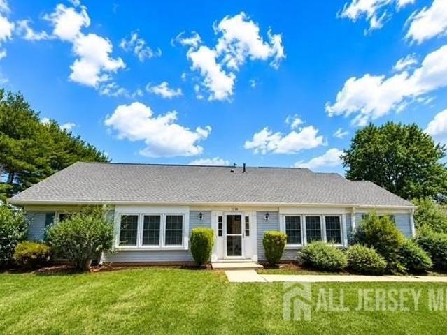Condo for sale in Cedar Knolls, New Jersey