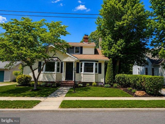 House for sale in Woodbury Heights, New Jersey