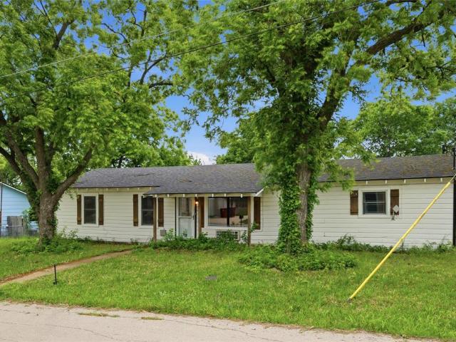 House for sale in Van Alstyne, Texas