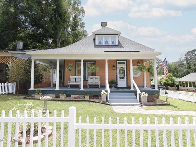 House for sale in Mccomb, Mississippi