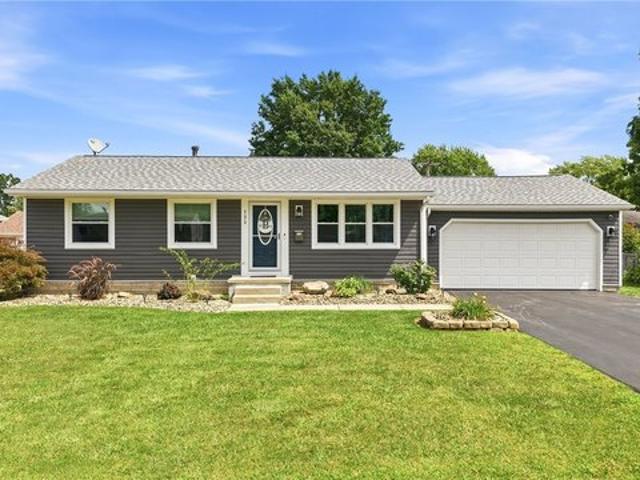 House for sale in Hubbard, Ohio