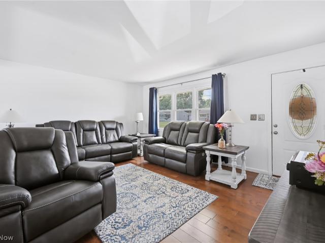 House for sale in Hubbard, Ohio