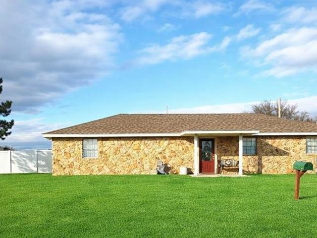 House for sale in Washita, Oklahoma