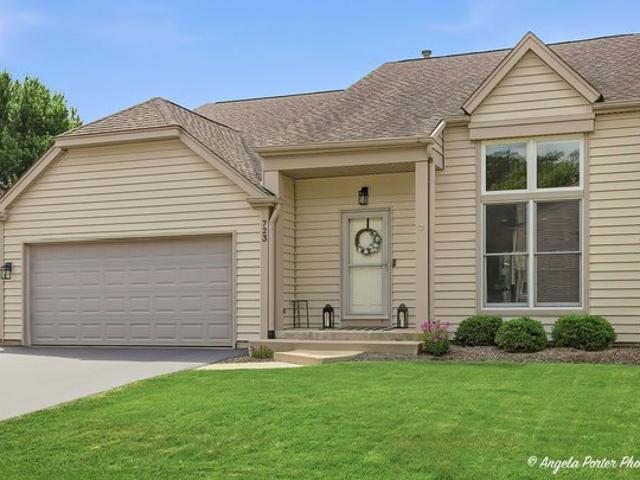 House for sale in Lake Zurich, Illinois
