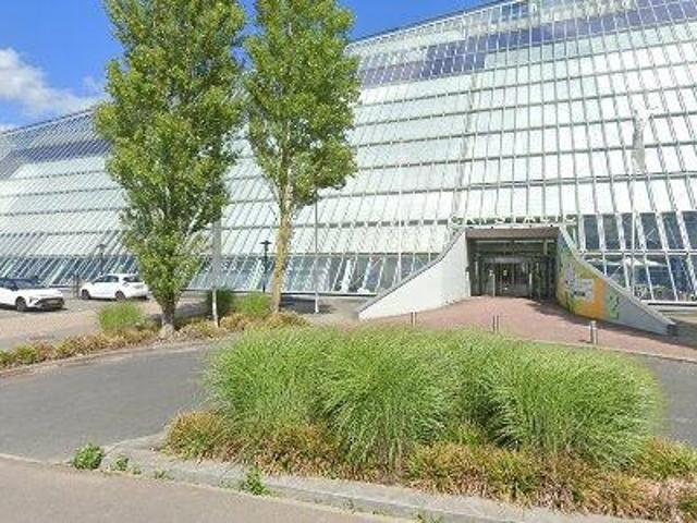 Bedrijfspand te huur in Leeuwarden, Friesland