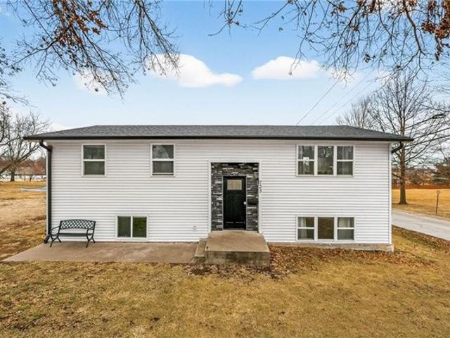 House for sale in Cameron, Missouri