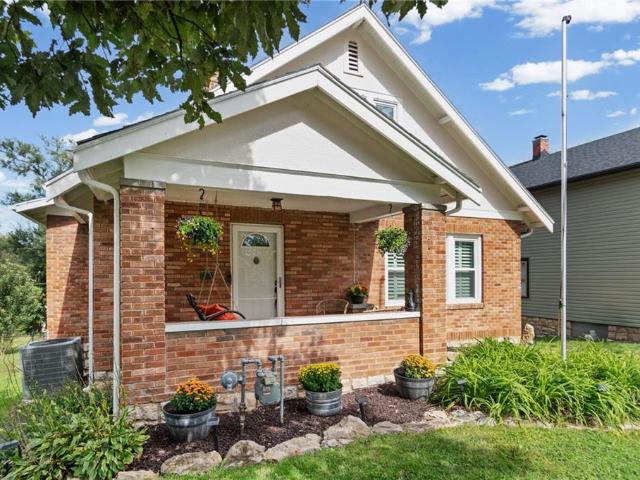 House for sale in Excelsior Springs, Clay County