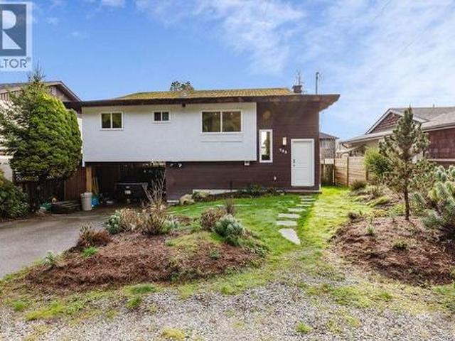House for sale in Gibsons, British Columbia