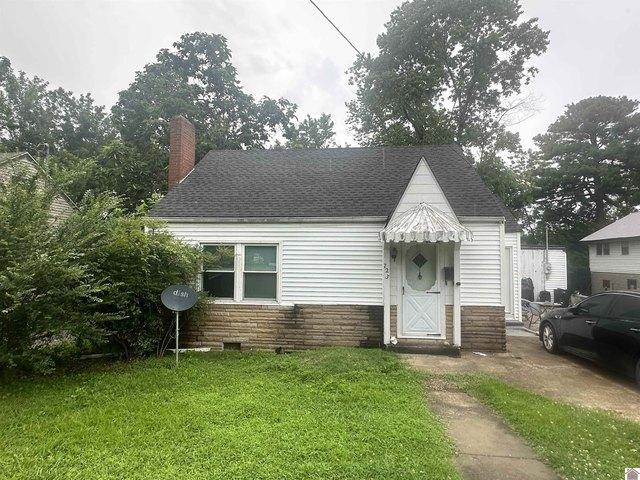House for sale in Mayfield, Kentucky
