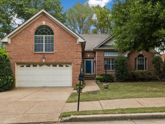 House for sale in Indian Creek Estates, Nashville