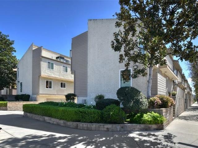 Townhouse for sale in Reseda, Canoga Park