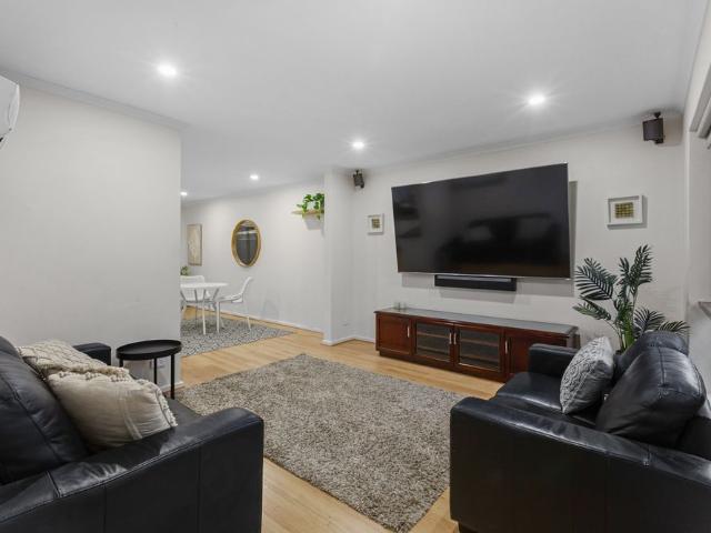 Townhouse for rent in Horseshoe Creek, South Australia