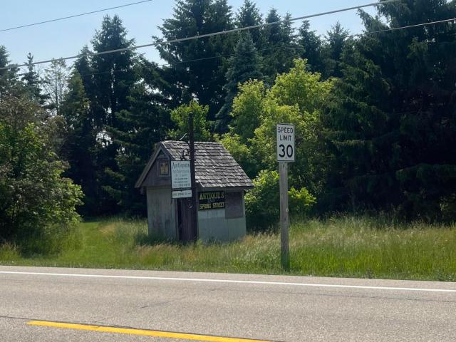 Commercial for sale in Lyons, Wisconsin
