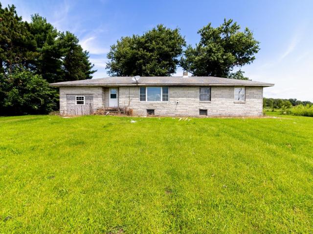 House for sale in Winamac, Indiana