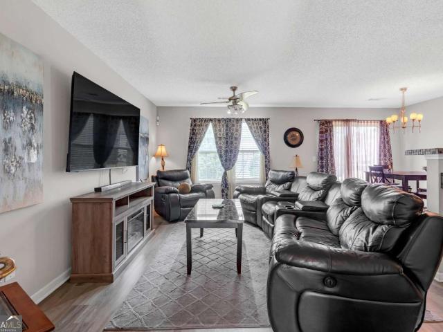 Townhouse for sale in Morrow