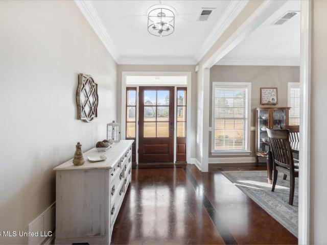 House for sale in Nesbit, Mississippi