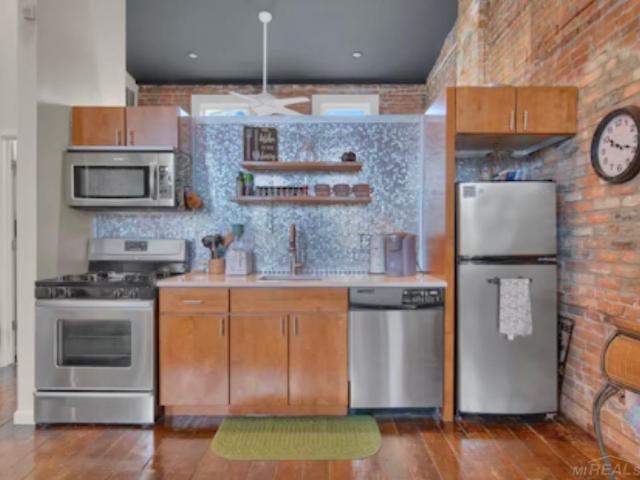 Commercial for sale in Lexington