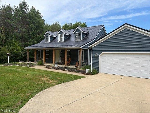 House for sale in Madison, Ohio