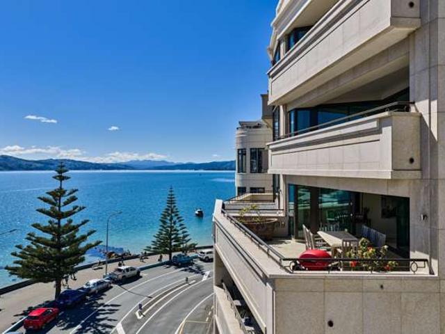 Apartment for sale in Oriental Bay, Wellington