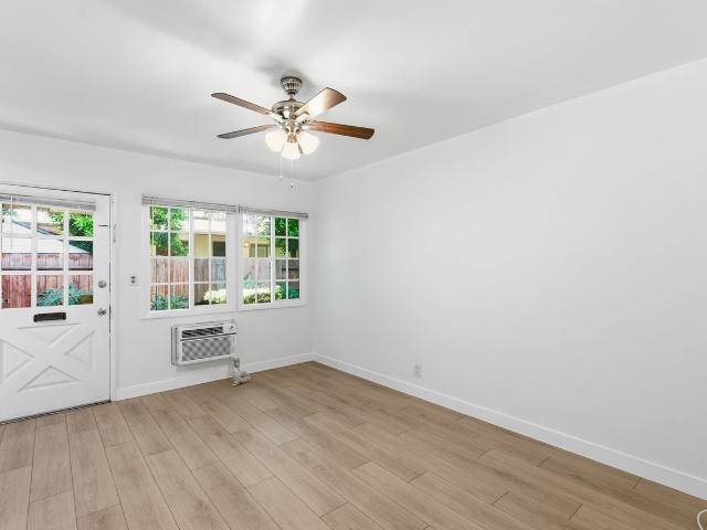 Apartment for rent in Canoga Park Neighborhood Council District, Los Angeles