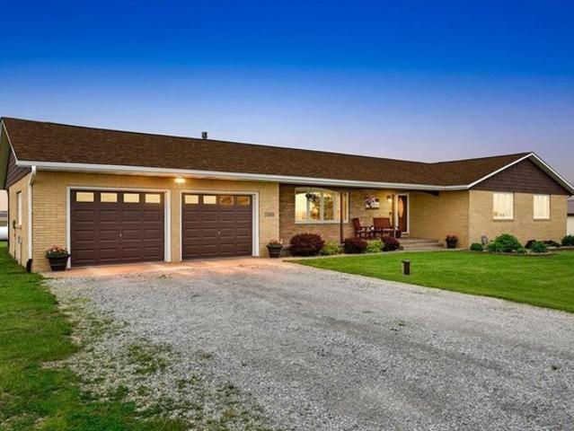 House for sale in Linn, Iowa