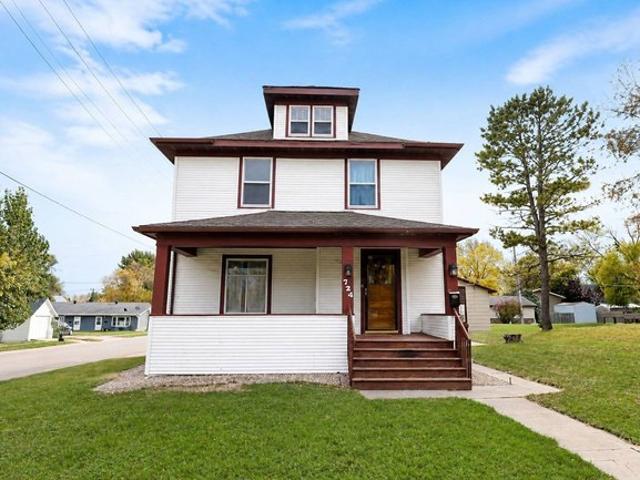 House for sale in Devils Lake, Ramsey County