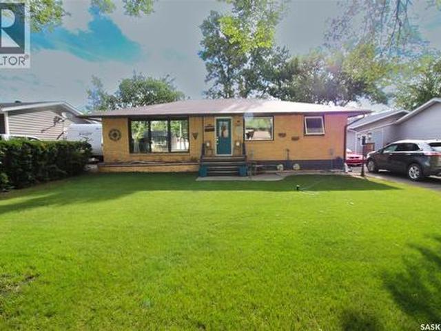 House for sale in Shaunavon, Saskatchewan