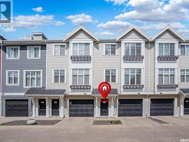 Townhouse for sale in Saskatoon, Saskatchewan