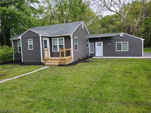 House for sale in Leavittsburg, Ohio