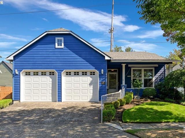 House for sale in Fairview, Multnomah County