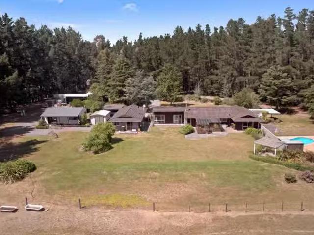 House for sale in Templeton, Canterbury