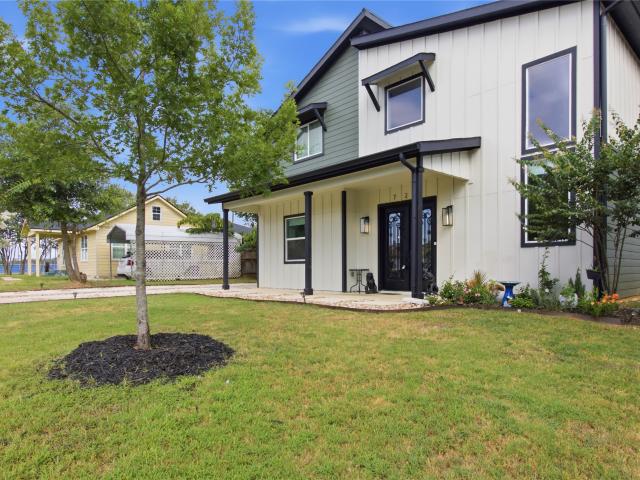 House for sale in Milam, Texas