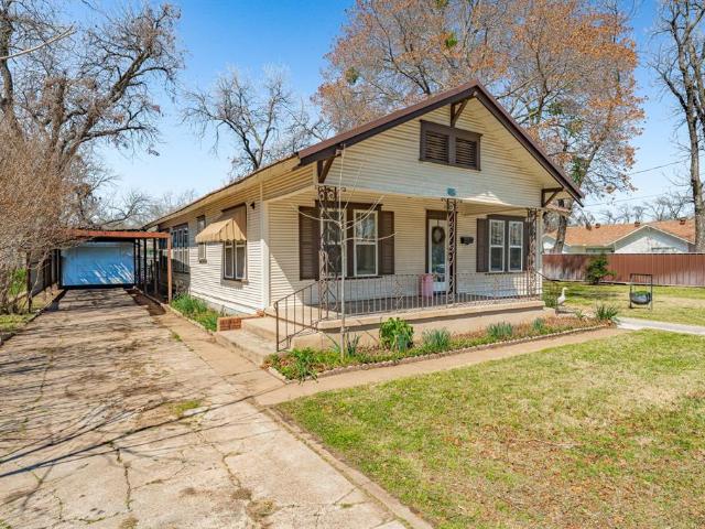 House for sale in De Leon, Texas